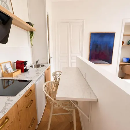 Daire Elegant - Centre-ville - Gare A 500 M - Fibre